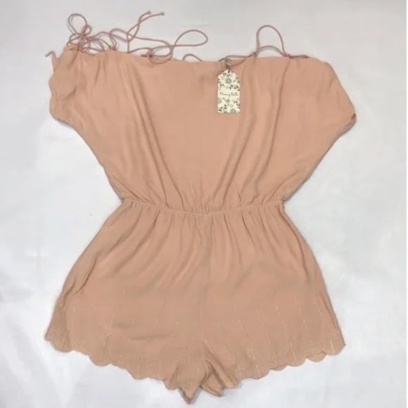 Honey Belle Embroidered Romper - Picture 4 of 4